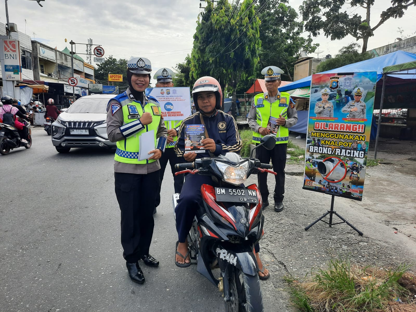 Hari Ke 5 Ops Keselamatan Lancang Kuning 2023, Satgas Binluh Kembali Gelar Himbauan Teritb Berlalu Lintas